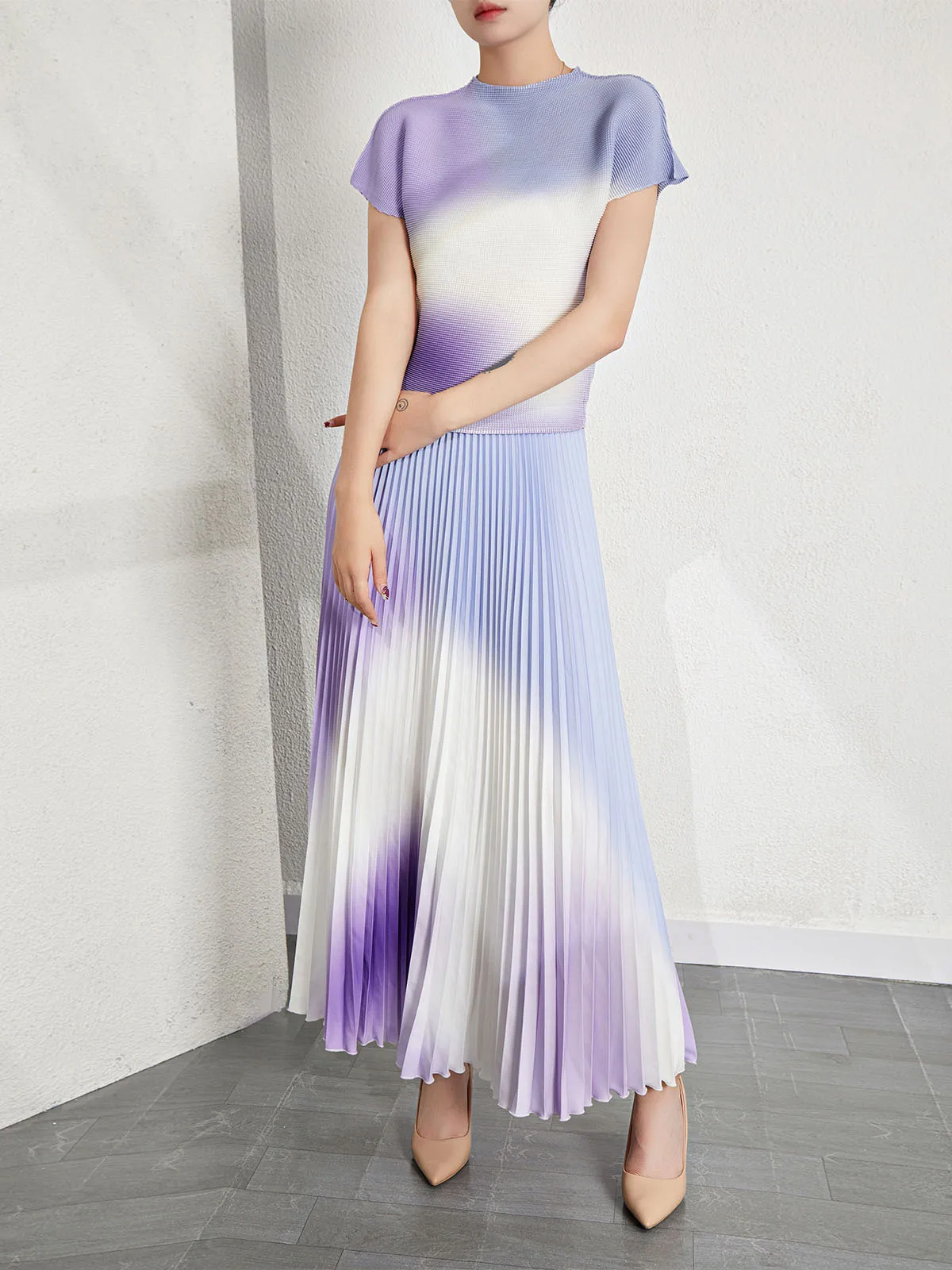 Miyake skladaný vyhovovali žena elastický top skladaná sukňa dvoch-dielny 2023 letné nový high-end veku-zníženie oblek Obrázok 0